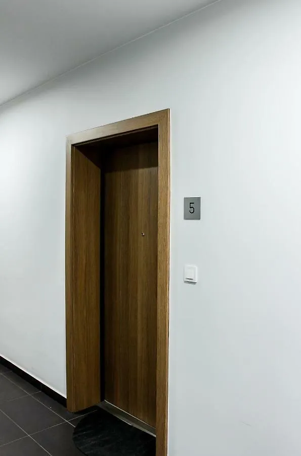 Modern Business Apartment Close To City Center Check In 24H Poznan Poland